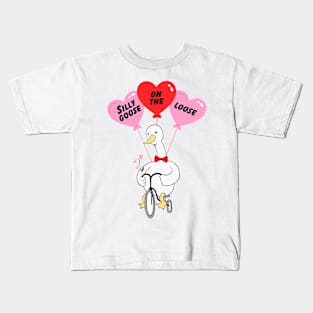 Men Silly Goose On The Loose Funny Valentines Day For Couple Kids T-Shirt